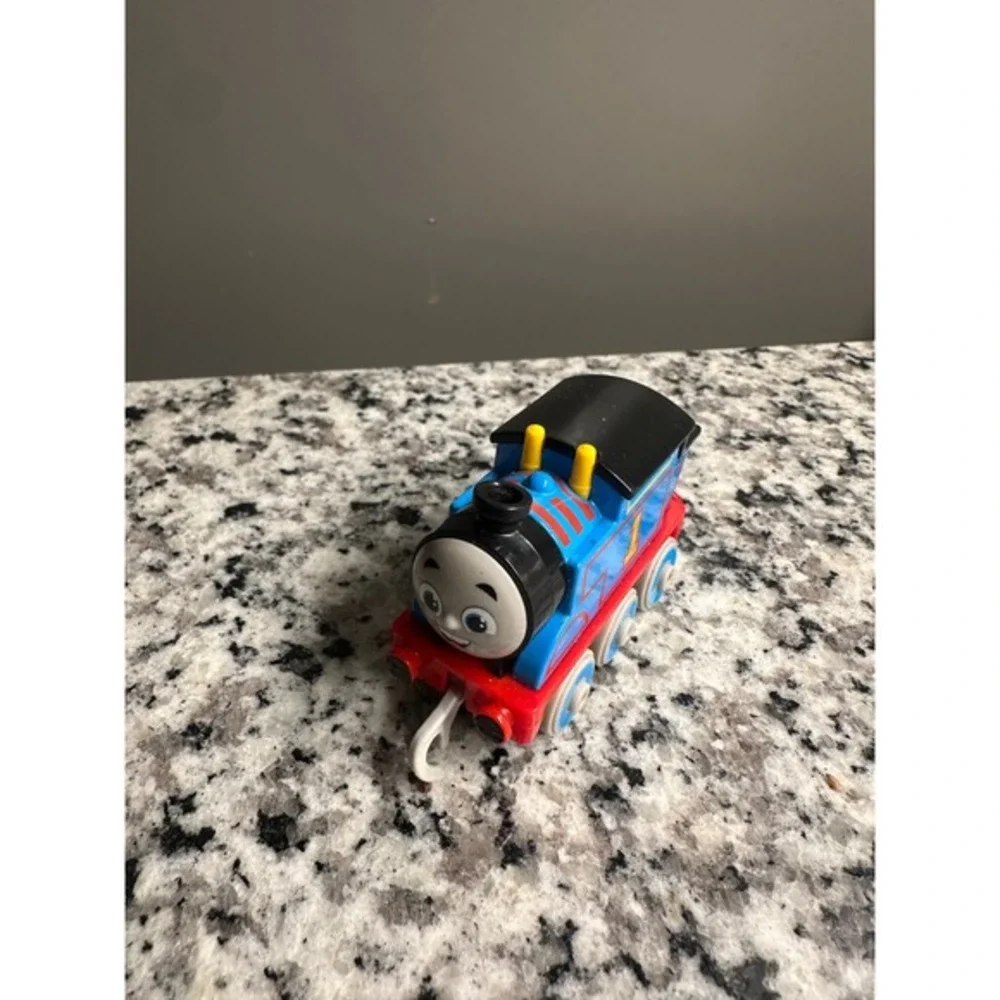 Thomas the Tank‎ Engine Toy Train Blue Engine Plastic